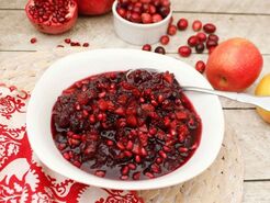 طرز تهیه ترشی انار و لبو قرمز خوشمزه و مجلسی