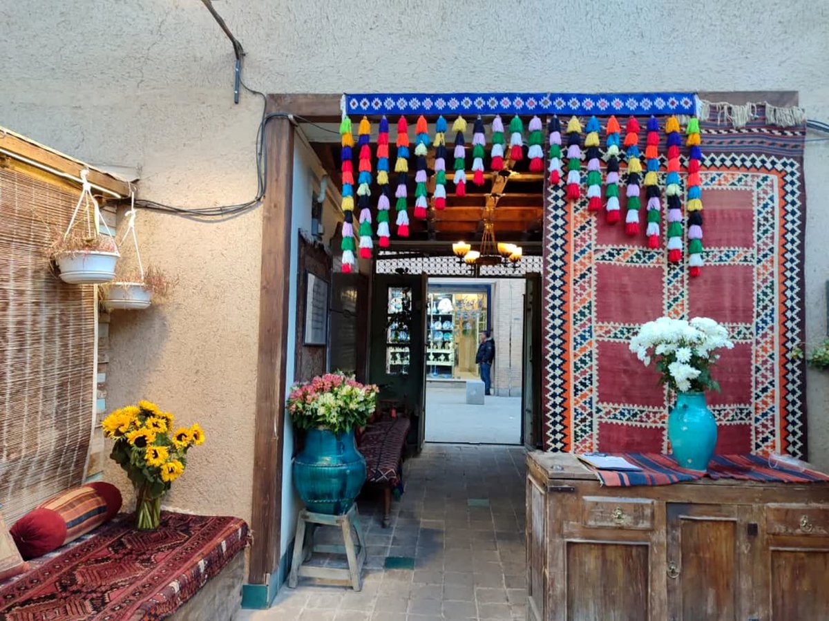 نمکدان در مطبخ!