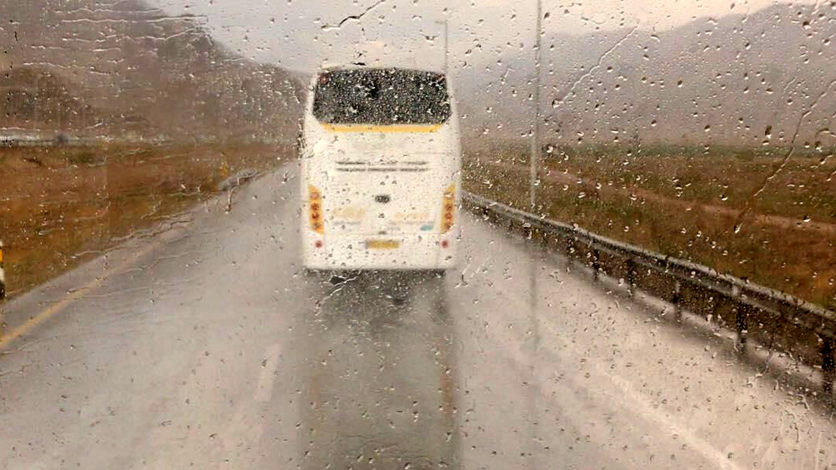 تله‌ «صابونی» در کمین خودروها؛ چرا اولین باران پاییزی جاده‌های اصفهان را قتلگاه می‌کند؟