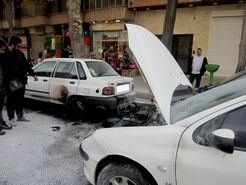 حریق مسری دو خودرو در اصفهان