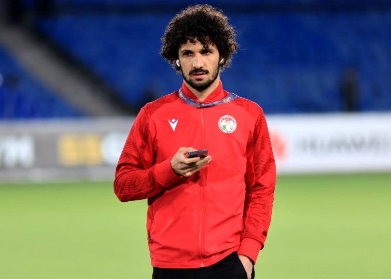 ناگهان مدافع تاجیک از راه رسید