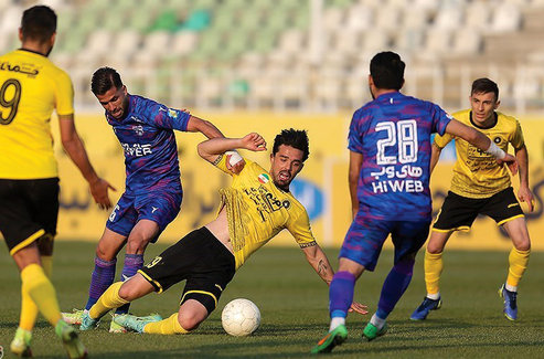 اصفهانی‌ها از ایستگاه 22 برد می‌خواهند