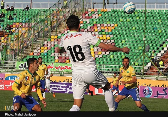 پرسپولیس تقریباً قهرمان شد/ سپاهان جای ذوب‌آهن را نگرفت