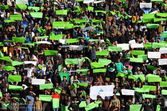 تماشای دیدار ذوب‌آهن و بنیادکار با کارت هواداری رایگان است