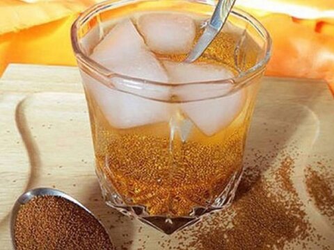 خواص شگفت‌انگیز خاکشیر؛ از دفع سنگ کلیه تا درمان ناباروری