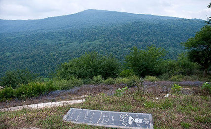 ماجرای دو وقف عجیب؛ پرونده‌های "دماوند" و "آق‌مشهد" روی میز رئیسی