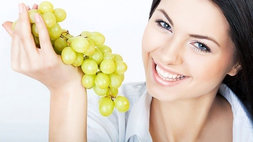 فواید انگور برای مو
