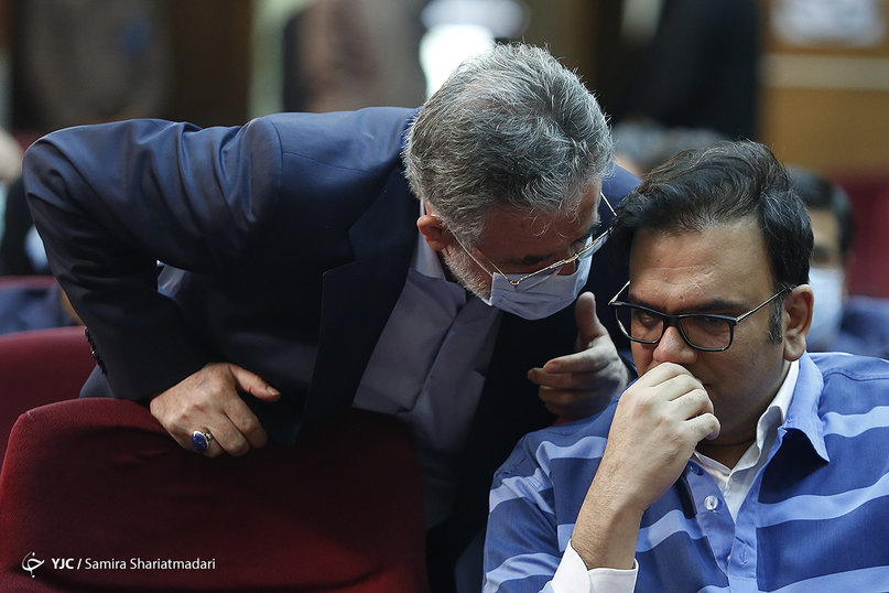 وقتی آقای وکیل دادگاه را با کافی شاپ اشتباه می‌گیرد/ سفارش اسپرسو برای قاضی و نماینده دادستان!