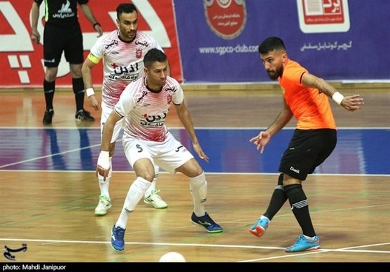 شمسایی: احمدی بزرگ است اما گیتی‌پسند از ما بزرگتر است