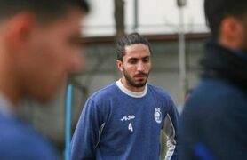 پیشنهاد عجیب مهاجم لژیونر برای پیوستن به پرسپولیس/مدیران استقلال به دنبال اصلاح قرارداد قایدی