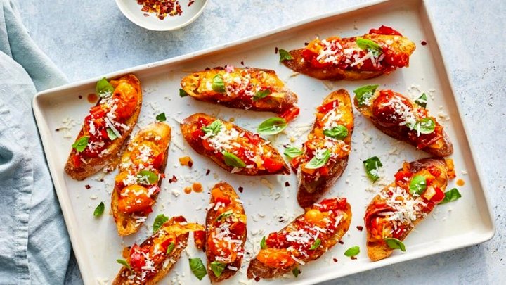 طرز تهیه اسنک گوجه فرنگی