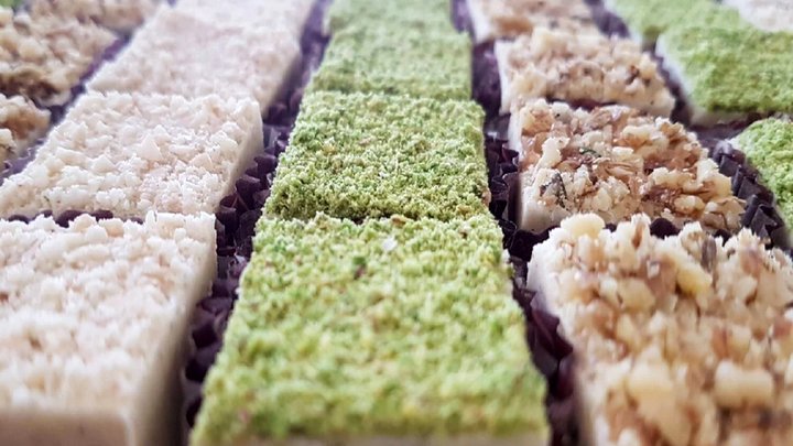 طرز تهیه حلوا گردویی
