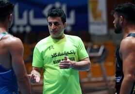 بنا: دبیر و سوریان در قزاقستان کنارمان باشند، بهتر است