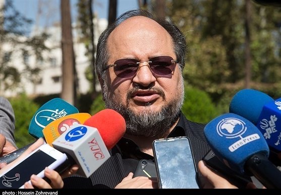 شریعتمداری: در شرایط کرونا, علاوه بر سلامت, زندگی روزمره کارگران هم دچار چالش شد