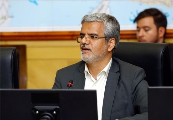 محمود صادقی:کاندیدای انتخابات ریاست‌جمهوری هستم/ همه به نفع یک نفر کنار می‌رویم