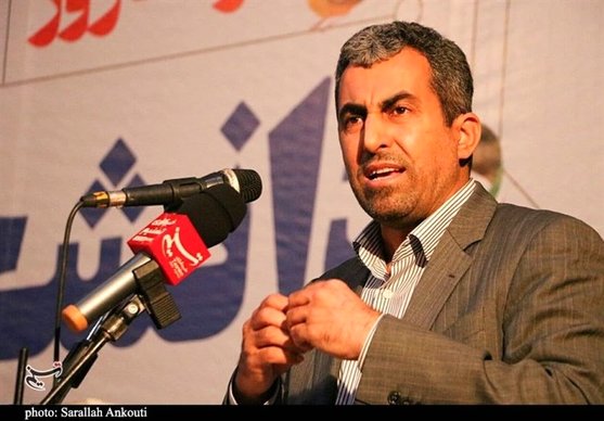 پورابراهیمی: دست‌های پشت پرده مانع کاهش نرخ ارز شده است