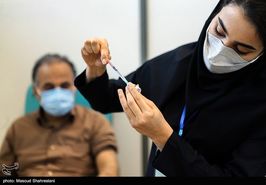بهبودیافتگان کرونا چه مدت پس از بهبودی می‌توانند واکسن کرونا بزنند؟