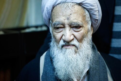 اخطار آیت‌الله موحدی کرمانی به نامزدها: بترسید که گرفتار رد صلاحیت شوید