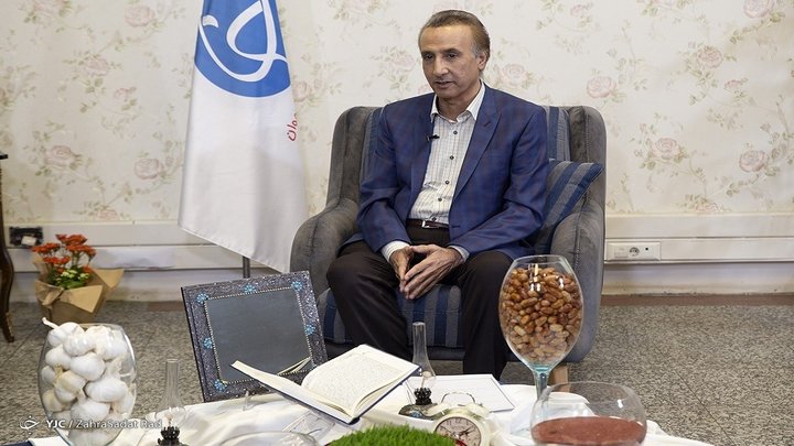 محمدرضا حیاتی : با انتشار اخبار زرد، کشورم را ترک نمی‌‌کنم