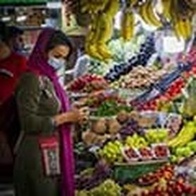 میوه هم از سبد خرید خانواده‌ها حذف می‌شود