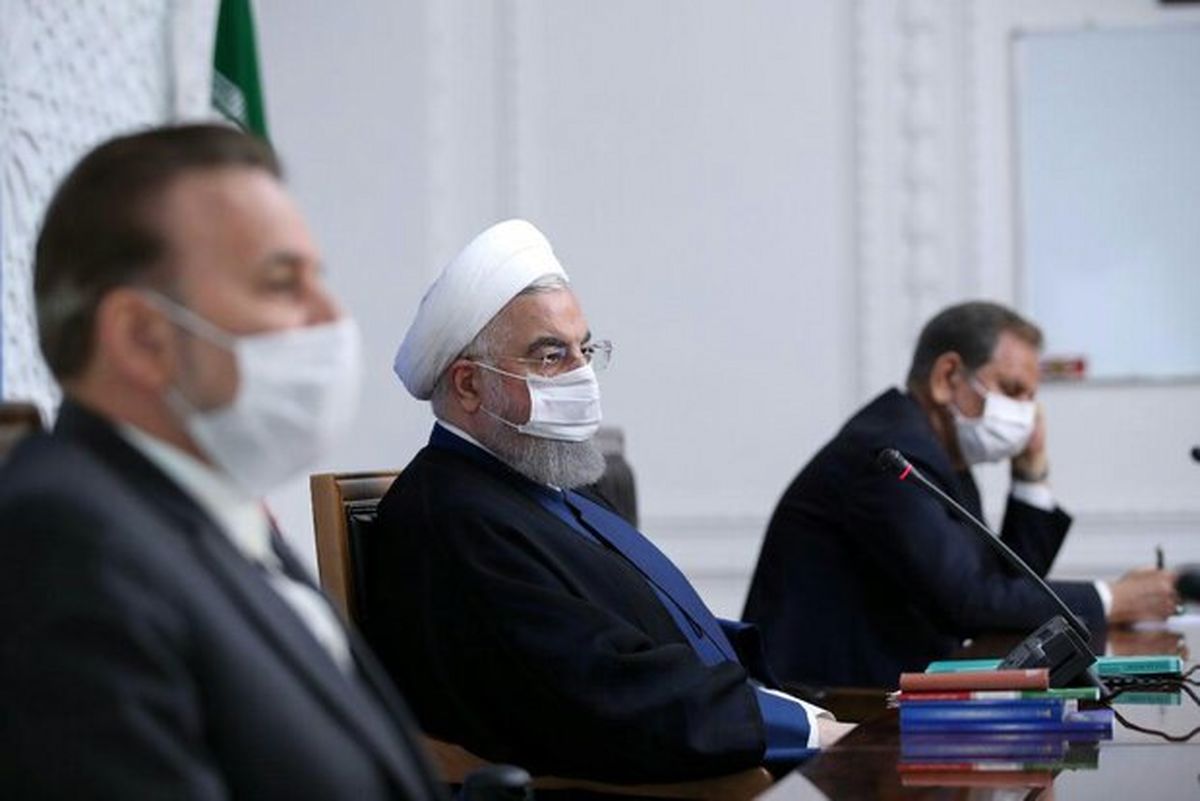 روحانی : کالاهای اساسی و ضروری به میزان کافی تامین و وارد شده است