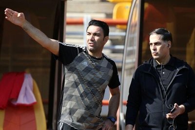 سعید آذری: اگر برخی به رفتار غیر حرفه‌ای‌شان ادامه دهند نام‌شان را افشا می‌کنم