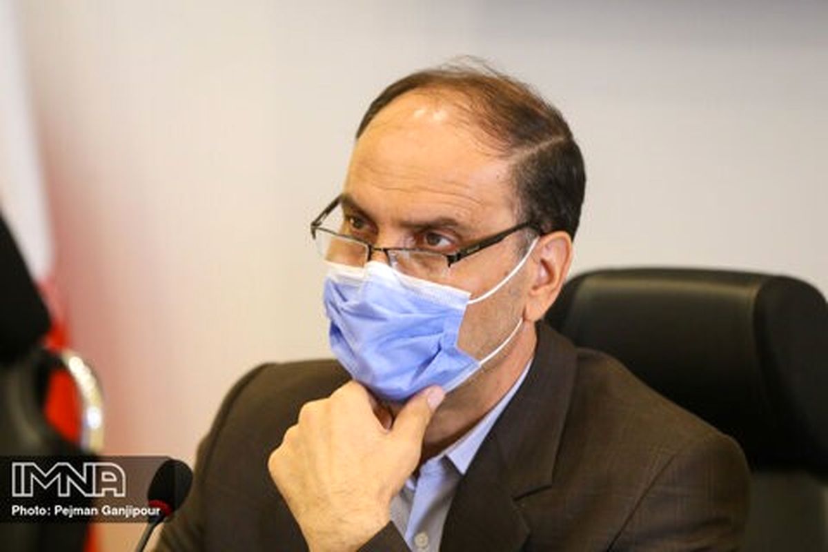 شهرداری اصفهان را بدون پرداخت معوقه به کارکنان، تحویل میدهیم/ انتقاد از افزایش قیمت نان