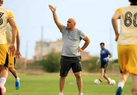 منصوریان: از صحبت‌هایم عقب‌نشینی نمی‌کنم