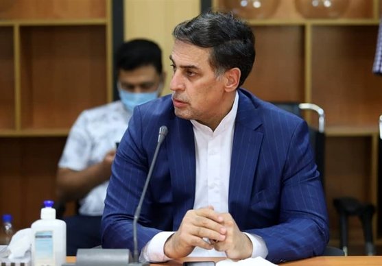آذری: شأن مدیریت باشگاه باید حفظ شود و پاسخی به پورموسوی نمی‌دهم