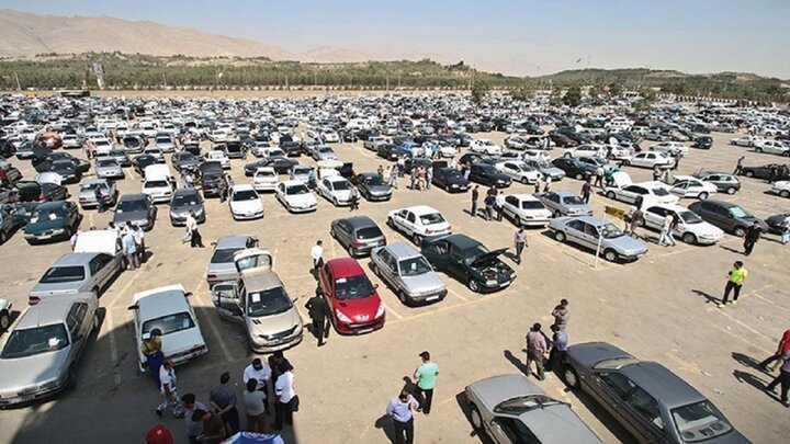 قیمت خودرو در بازار آزاد؛ ۱۹ مرداد ۱۴۰۰