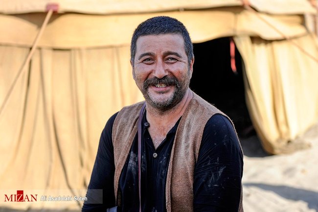 اميرحسين صدیق: باز و بسته شدن‌های متوالی به تئاتر صدمه زده/پلتفرم‌ها رقابت خوبى ايجاد كردند