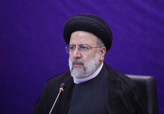 آیت‌الله رئیسی: با سواستفاده کنندگان از موضوع واکسن، قاطعانه برخورد شود