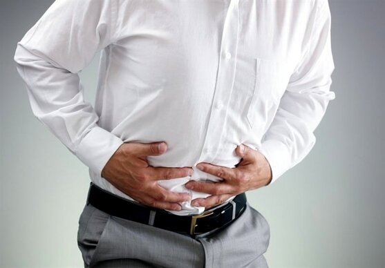 چند راهکار ساده طب سنتی برای درمان و پیشگیری از "نفخ شکم"
