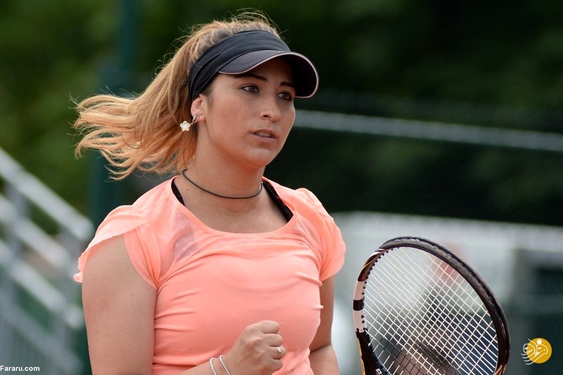 پشت پرده اهدای راکت دختر تنیسور به محمود احمدی‌نژاد