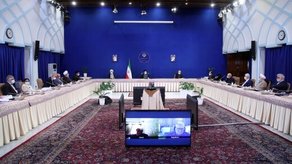 کابینه سیزدهم فراجناحی نیست،احمدی نژادی است/ توان و خواست کابینه فراگیر وجود نداشت؟