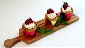 طرز تهیه کاپ کیک توت فرنگی + فیلم