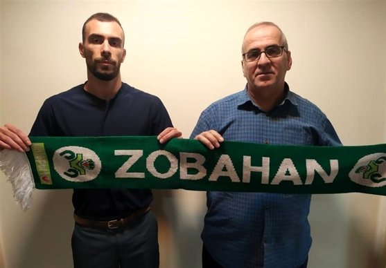 رستمی: تمرینات منظمی را پشت سر می‌گذاریم