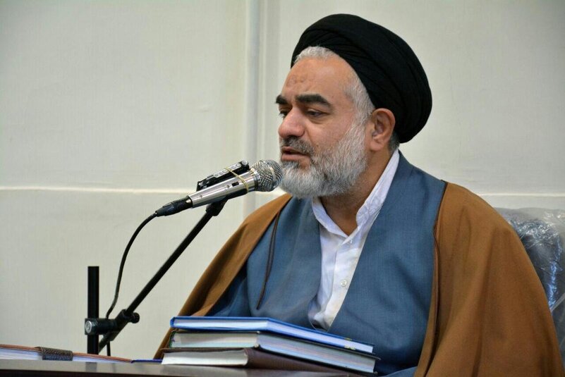 «کسی که محاسن ظاهری ندارد چه انتظاری است که محاسن ذاتی داشته باشد»