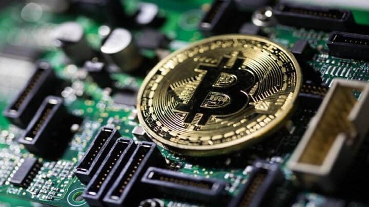 بیت کوین همچنان صعودی است/ معامله اولین صندوق ETF دیجیتالی