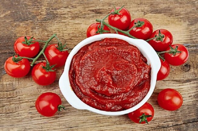 گوجه بهانه‌ای برای گرانی رب