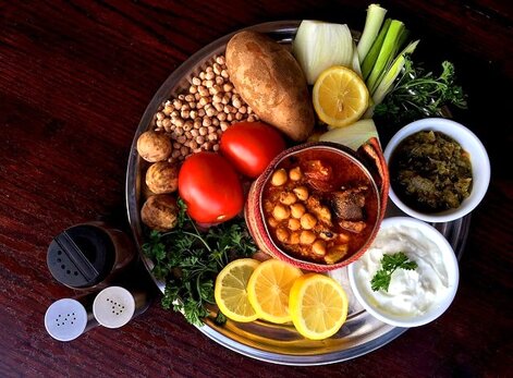 طرز تهیه انواع آبگوشت‌ سنتی