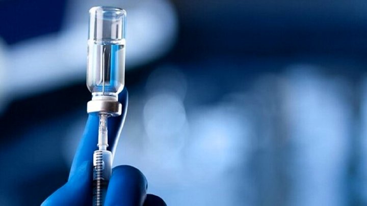 تکذیب شایعه واردات واکسن کرونا توسط گروه دارویی برکت/ شکایت رسمی از نشریه خاطی داخلی