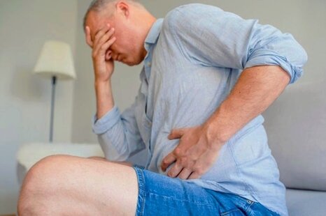 علل ، علائم و راههای درمان خانگی زخم معده