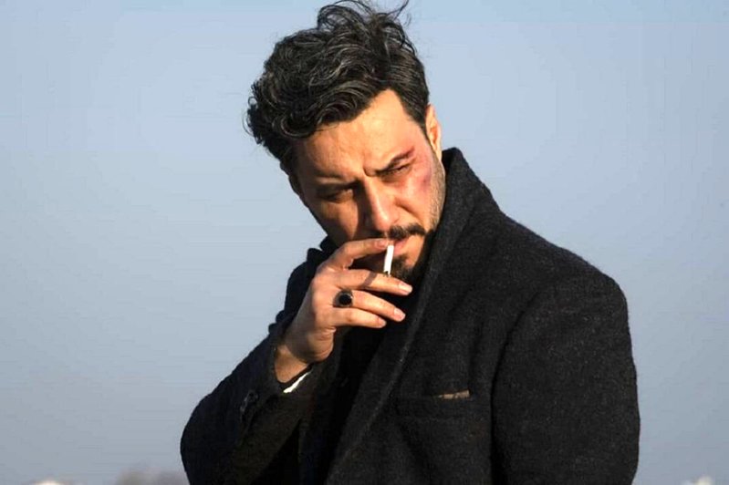 «نمایش سیگار در سریال زخم کاری اشتباه بود»