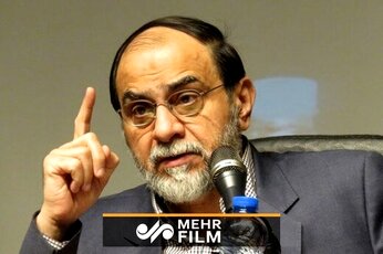 چرا رهبر انقلاب گفتند نظر من به احمدی نژاد نزدیکتر است؟