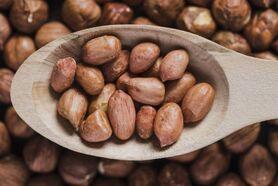 عوارض مصرف بادام زمینی و مضرات مصرف نادرست آن