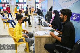 واکسیناسیون روزانه ۴ هزار دانش‌آموز در استان/سرعت مراجعه برای واکسیناسیون مناسب نیست