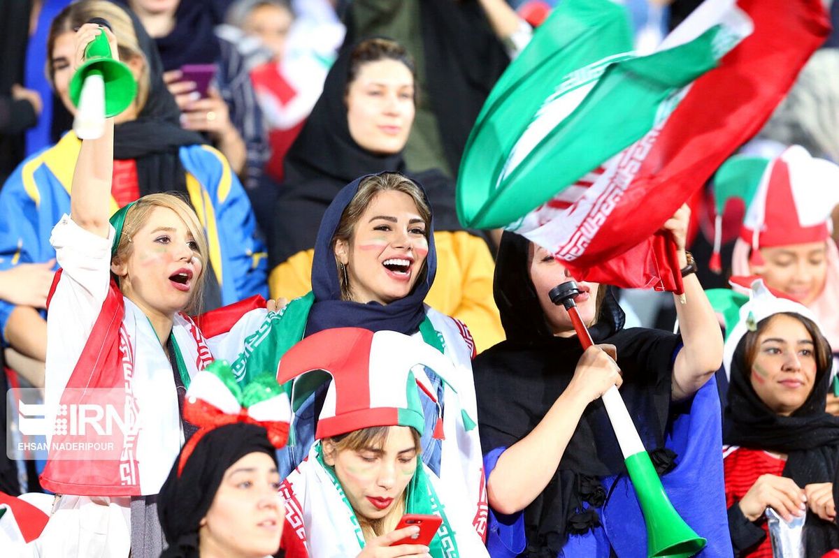 زنان تماشاگر بازی های آینده تیم ملی