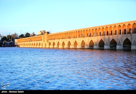 ۱۲ بهمن ماه زاینده رود بازگشایی می‌شود