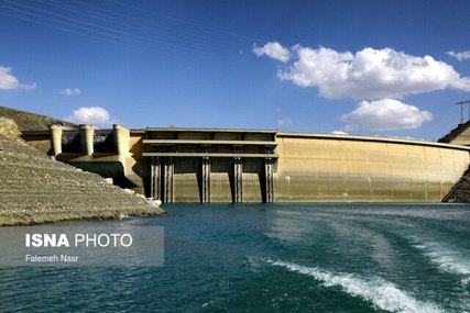 ذخیره سد زاینده‌رود ۲۳۰ میلیون مترمکعب است